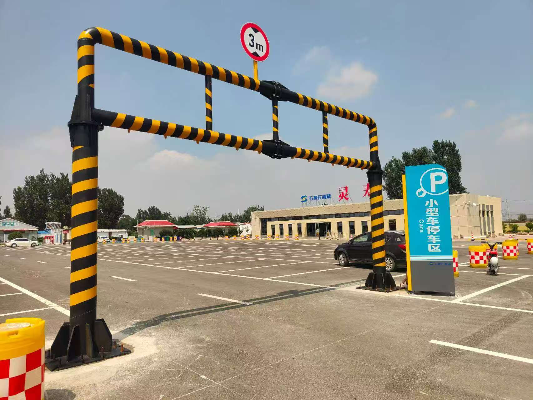 安顺市标志牌龙门架 - 厂家